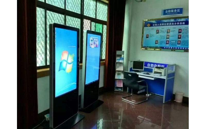 浙江稅務(wù)局自助查詢觸摸一體機應(yīng)用案例